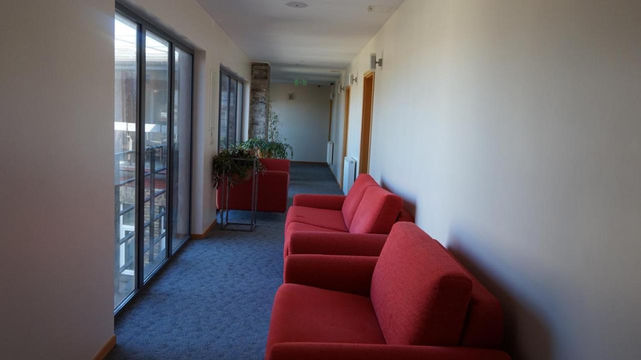 לייפאז'ה Hotel Kolumbs מראה חיצוני תמונה
