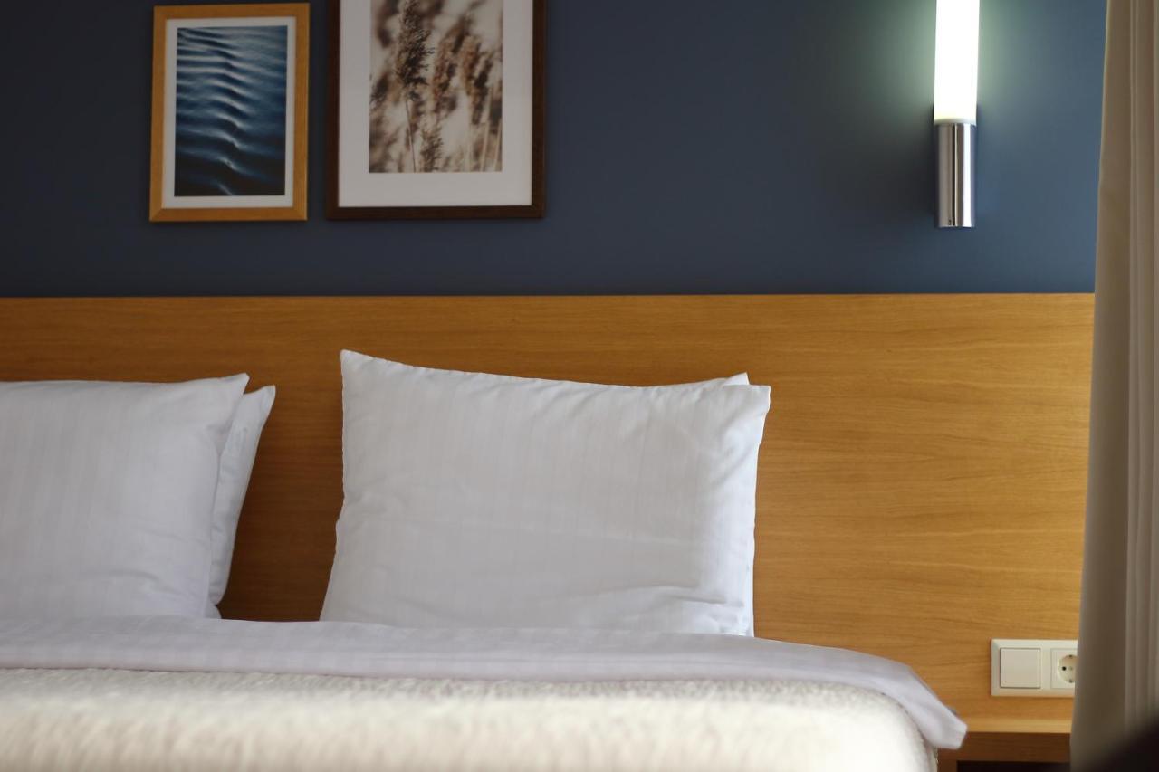 לייפאז'ה Hotel Kolumbs מראה חיצוני תמונה