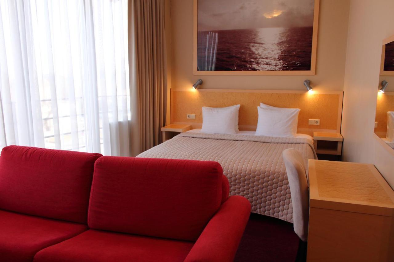 לייפאז'ה Hotel Kolumbs מראה חיצוני תמונה