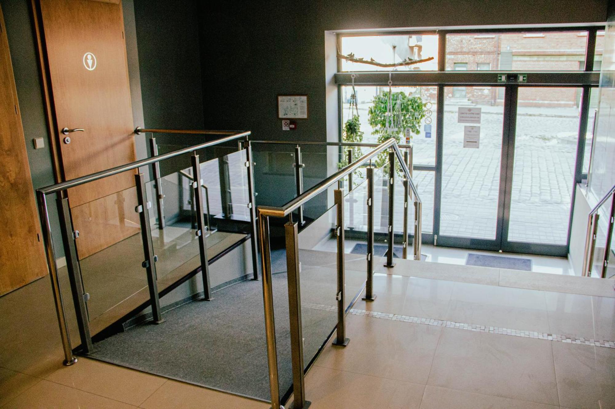 לייפאז'ה Hotel Kolumbs מראה חיצוני תמונה