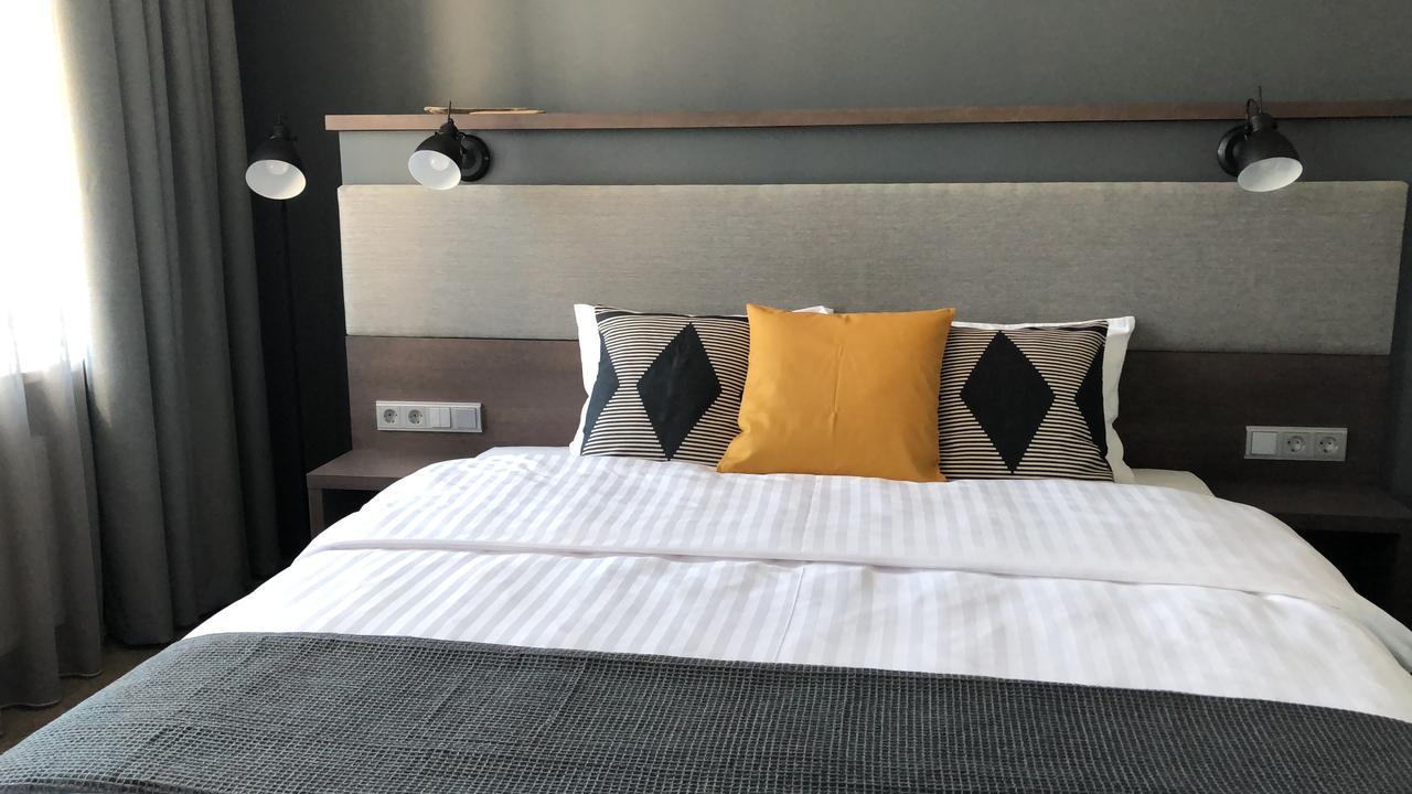 לייפאז'ה Hotel Kolumbs מראה חיצוני תמונה
