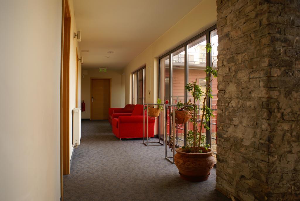 לייפאז'ה Hotel Kolumbs מראה חיצוני תמונה